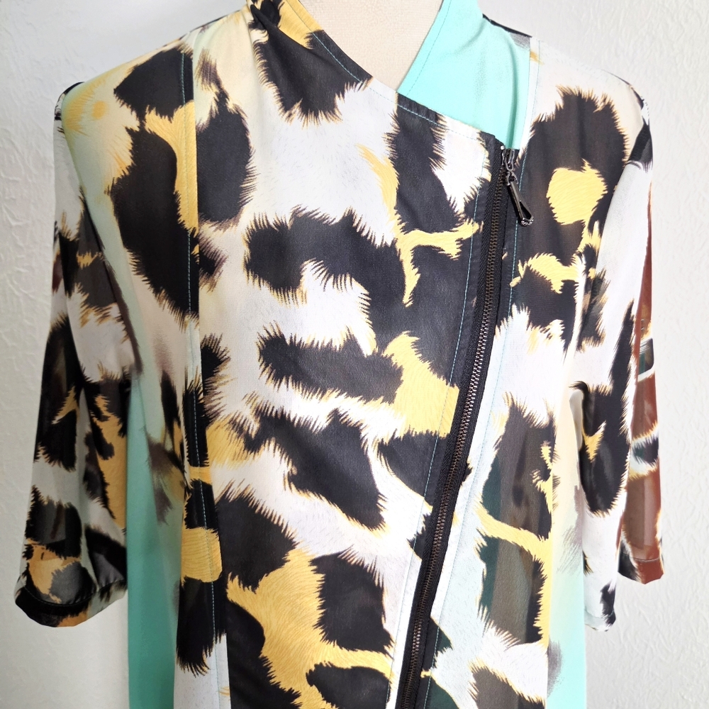 Feratelli Animal Print/Mint Green Asymmetrical Zip-Front Tunic Longer Sides Sz M - Picture 5 of 12